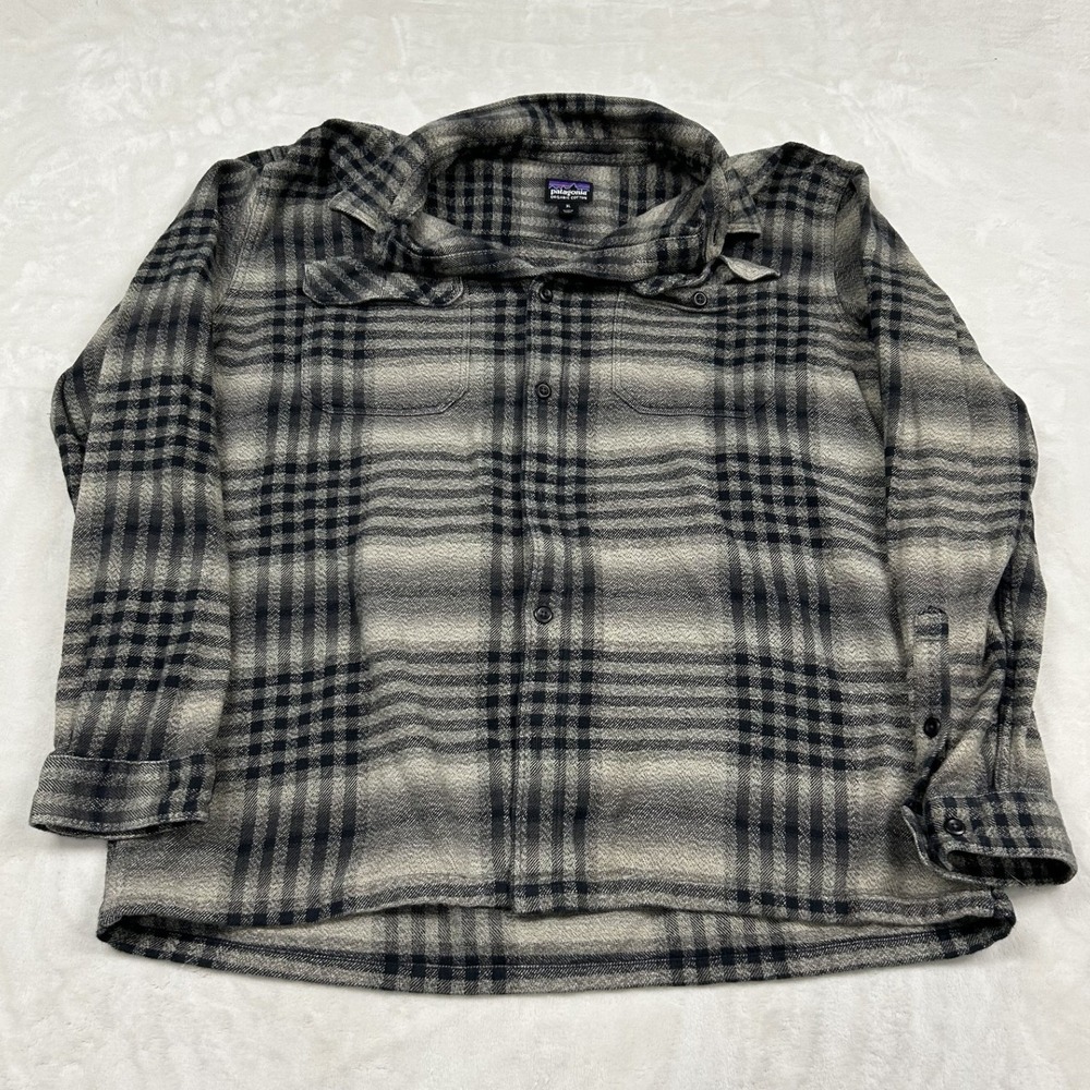 Patagonia Flannel Shirt Mens XL Grey Black Plaid Organic Cotton Long Sleeve